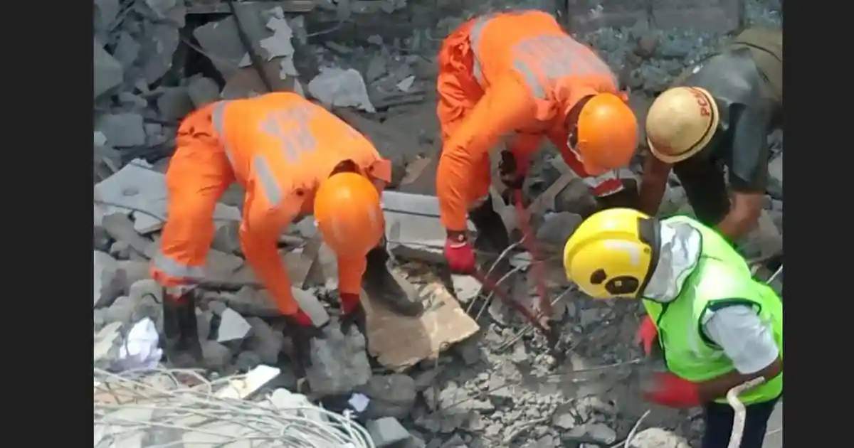 Pune building collapse