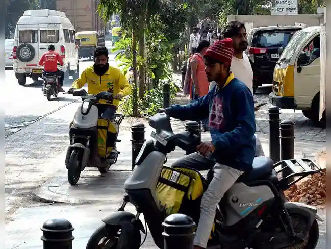 India's quick commerce grocery delivery was expected to hurt kirana stores first. Instead, the first casualty seems to be the ecommerce channel