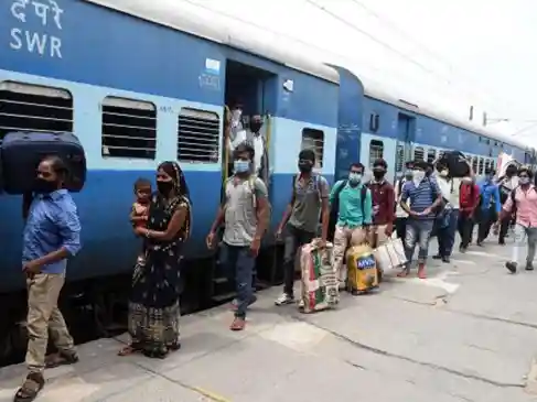 <strong>Summer Special Trains:</strong> Ahead of the summer vacation rush, trains heading towards eastern India are witnessing heavy passenger