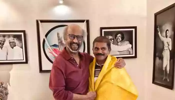 Actor Rajinikanth gifted a gold chain to a fan in Madurai who operates a parotta stall and sells the food at a highly subsidized price of Rs 5 to help the poor
