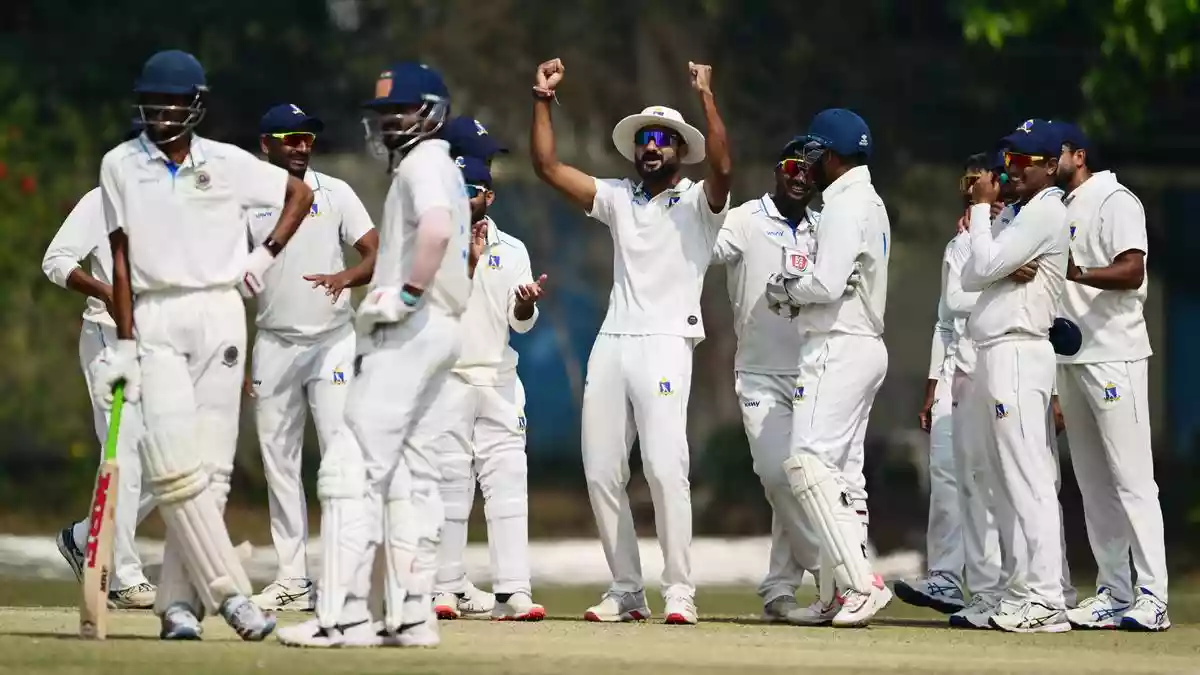 Having excelled through the season because of their united efforts and incisive pace attacks, Bengal and Jammu and Kashmir (J&K) promise an exciting Ranji