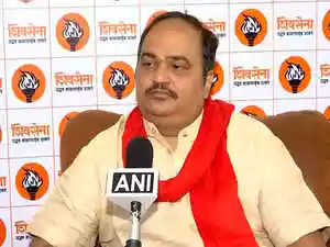 Shiv Sena (UBT) spokesperson Anand Dubey reported receiving death threats and abuse on WhatsApp and phone calls after praising the BCCI's directive for Kolkata