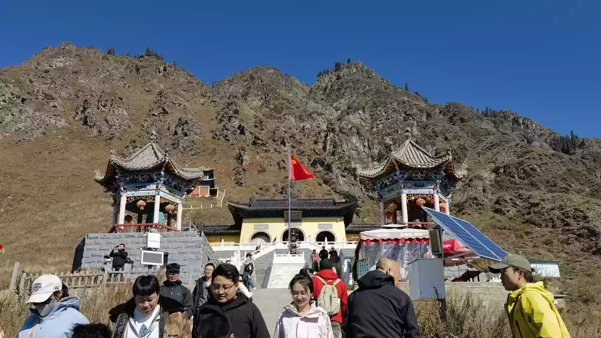 Rediscovering Xinjiang