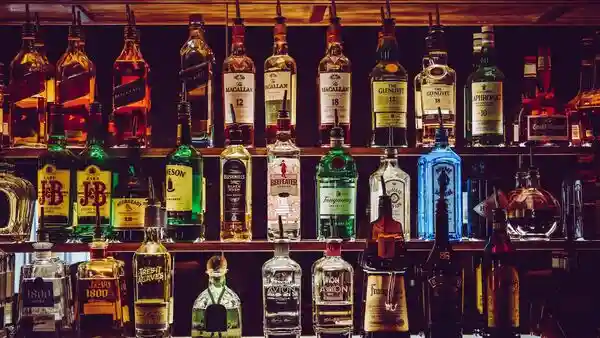 Research has revealed a steep increase in liver disease in recent years. Meanwhile, there is growing evidence of health harms from alcohol, including drinking at levels that were previously considered “moderate.” These developments make a persuasive case for viewing alcohol consumption from a public health perspective.