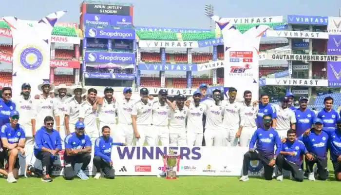 Resuming at the overnight score of 63/1, India scored the remaining 58 runs to chase the 121-run target in 35.2 overs to win the second Test against West Indies in Delhi and break multiple records. Opener KL Rahul scored an unbeaten half-century as India defeated the West Indies by seven wickets in the second Test on Day 5 to complete a 2-0 clean sweep of the two-match series at the Arun Jaitley Stadium in Delhi on Tuesday.Resuming at the overnight score of 63/1, India scored the remaining 58 runs to chase the 121-run target in 35.2 overs to win the second Test against West Indies in Delhi and break multiple records.Opener KL Rahul scored an unbeaten half-century as India defeated the West Indies by seven wickets in the second Test on Day 5 to complete a 2-0 clean sweep of the two-match series at the Arun Jaitley Stadium in Delhi on Tuesday.Resuming at the overnight score of 63/1, India scored the remaining 58 runs to chase the 121-run target in 35.2 overs.Rahul scored 58 not out off 108 balls and shared a 79-run second-wicket partnership with Sai Sudharsan (39 off 76 balls). After Sudharsan's skipper Shubman Gill came to the crease but he also did not last long, getting out after scoring 13 off 15 balls.