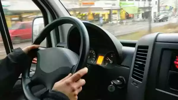 Ride-hailing apps must have 15% women drivers in 6 months