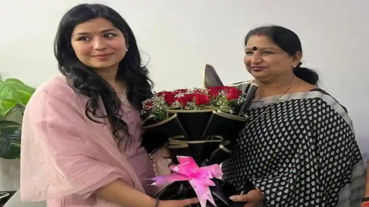 Rishika Kukreja from Haryana's Karnal has secured an all-India rank (AIR) of 15 in the UPSC-Indian Statistical Service (ISS) examination 2025. After getting married in 2021, Kukreja took a short break from her studies, however, she remained determined. She experienced failures in her first three attempts but succeeded on the fourth try, marking a significant achievement for her family.Rishika Kukreja from Haryana's Karnal has secured an all-India rank (AIR) of 15 in the UPSC-Indian Statistical Service (ISS) examination 2025. After getting married in 2021, Kukreja took a short break from her studies, however, she remained determined. She experienced failures in her first three attempts but succeeded on the fourth try, marking a significant achievement for her family.<strong>Rishika Kukreja's Preparation Strategy</strong>She advises others not to give up despite ups and downs, encouraging them to stay focused, engage in spirituality, exercise, and remain persistent in their goals. She feels rewarded for her sacrifices and hopes to bring glory to Karnal and Haryana through her work in the Indian Statistical Service.