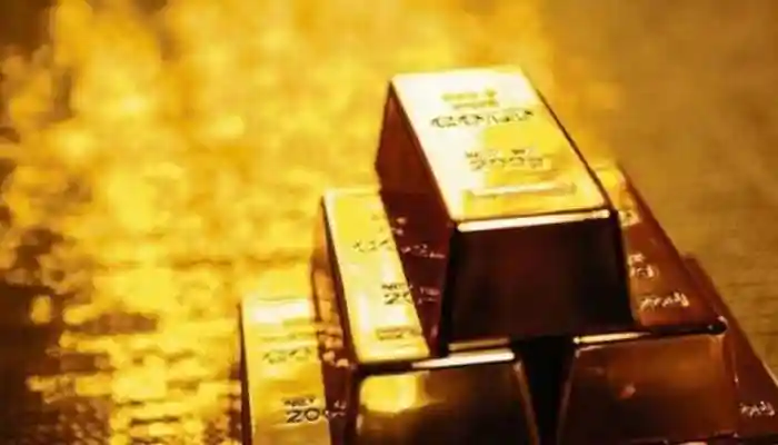 Rising gold demand during festivals and weddings pushes India's trade gap to record levels. <strong>New Delhi:</strong> India's trade deficit is heading toward a worrying new mark. A latest report from the Union Bank of India estimates that the country's trade gap may reach $28 billion (Rs 2.48 lakh crore) in September 2025, marking a sharp rise of nearly Rs 13,000 crore from August's figure of $26.5 billion (Rs 2.35 lakh crore). The trigger lies not in oil or electronics this time, but in gold – a metal India can never seem to get enough of.Rising gold demand during festivals and weddings pushes India's trade gap to record levels.<strong>New Delhi:</strong> India's trade deficit is heading toward a worrying new mark. A latest report from the Union Bank of India estimates that the country's trade gap may reach $28 billion (Rs 2.48 lakh crore) in September 2025, marking a sharp rise of nearly Rs 13,000 crore from August's figure of $26.5 billion (Rs 2.35 lakh crore). The trigger lies not in oil or electronics this time, but in gold – a metal India can never seem to get enough of.