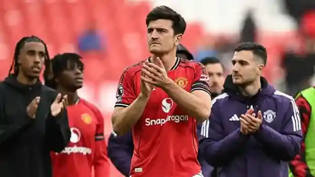 Ruben Amorim should be looking ahead to Manchester United's return to Premier League action this weekend with a renewed sense of optimism.</b> Yet four huge games now await United, starting at Liverpool. They could shape how this season turns out for the team, for better or worse.Ruben Amorim should be looking ahead to Manchester United's return to Premier League action this weekend with a renewed sense of optimism.</b>Yet four huge games now await United, starting at Liverpool. They could shape how this season turns out for the team, for better or worse.Amorim's side produced one of the most solid performances of his time in charge by beating Sunderland 2-0 immediately before the international break.The result eased pressure that had been mounting on the Portuguese head coach in the aftermath of a woeful defeat at Brentford the week before.Since then, minority owner Sir Jim Ratcliffe has backed Amorim, talking in terms of it taking three years for the former Sporting coach to make his mark at Old Trafford - and reminding supporters how long it took Sir Alex Ferguson to navigate choppy waters following his arrival at the club in 1986.