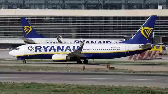 Ryanair gives savage reply to man’s Hinge bio about fearing the airline