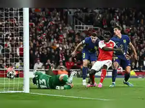 Arsenal has reached the Champions League final. They secured a 2-1 aggregate victory against Atletico Madrid. Captain Bukayo Saka scored the decisive goal