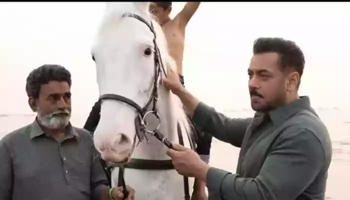 Battle of Galwan depicts the June 15, 2020, Ladakh border clash, focusing on the bravery and sacrifice of the 16 Bihar Regiment during a hand-to-hand battle