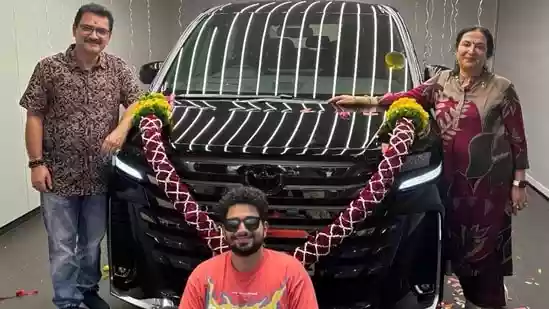 Samay Raina buys swanky Toyota Vellfire worth ₹1