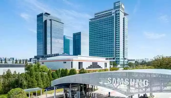 South Korean tech giant Samsung Electronics on Friday announced a leadership reshuffle, naming a new co-chief executive officer (CEO) and a chief technology