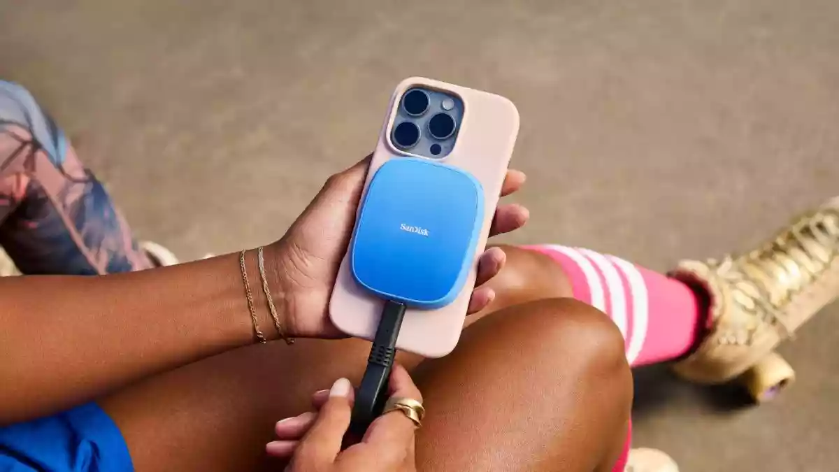 SanDisk continues to evolve with the changing needs of storage devices even with the demand for cloud storage going up. The new creator series from the company focuses on giving portable storage solutions for iPhones and the regular devices. The powerful phones now let you shoot 4K videos and sharing them across devices is a challenge that SanDisk claims to have solved, especially for creators who rely on their iPhones to make content on-the-go.