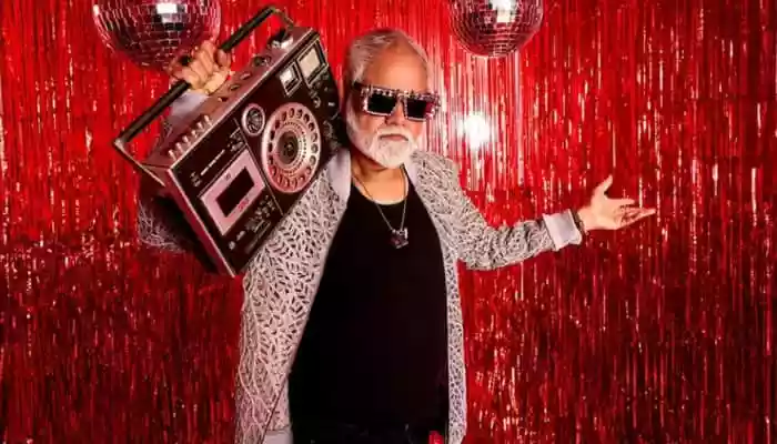 Sanjay Mishra admitted feeling frustrated by being typecast in comedy roles but acknowledged it kept him working, as he and Neena Gupta prepare to reunite in