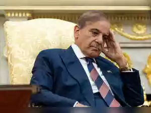 Saudi Crown Prince summons Pak PM Shehbaz Sharif to solicit security support