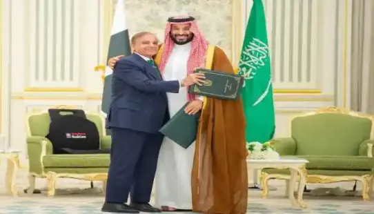 The new defence pact between Saudi Arabia and Pakistan has raised eyebrows in India. While Gulf nations like Saudi Arabia, the UAE and Oman are moving closer