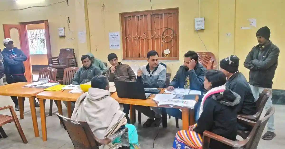 <strong>The Supreme Court has directed that the deadline for scrutinising documents and objections as part of the special intensive revision process in