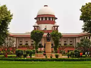 The Supreme Court has ordered the immediate release of Delhi advocate Vikram Singh. He was arrested by the Gurugram police in connection with a murder case