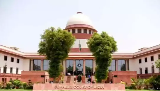 In a significant ruling on Thursday, the Supreme Court held that constitutional courts cannot impose timelines on the President or Governors for granting