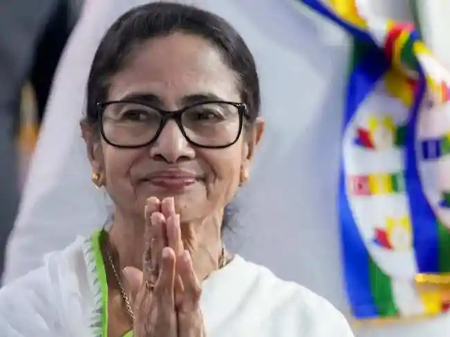 The Supreme Court will hear a plea from the Trinamool Congress on Saturday. The plea challenges a Calcutta High Court order. The High Court dismissed a
