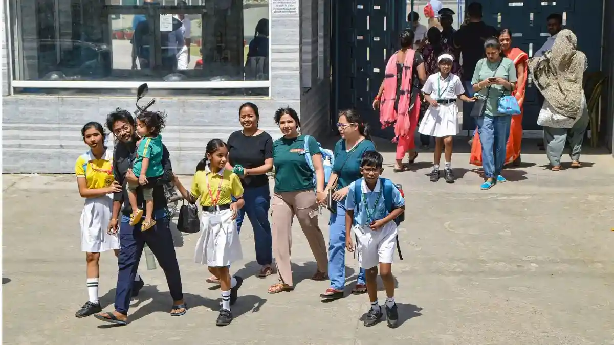 Schools To Remain Closed In These States Tomorrow Due To Guru Nanak Jayanti