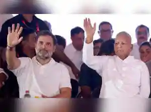 Seat sharing talks between Congress and RJD in Bihar remain unresolved. A meeting between Tejashwi Yadav and KC Venugopal failed to reach an agreement. Congress seeks 65-70 seats while RJD proposes around 55. Leaders presented their demands, with a tight deadline to finalize the pact. The leaders departed for Patna without a deal.Seat sharing talks between Congress and RJD in Bihar remain unresolved. A meeting between Tejashwi Yadav and KC Venugopal failed to reach an agreement. Congress seeks 65-70 seats while RJD proposes around 55. Leaders presented their demands, with a tight deadline to finalize the pact. The leaders departed for Patna without a deal.New Delhi: The differences between Congress and RJD over seat sharing in Bihar persisted on Monday even after a meeting between RJD leader Tejashwi Yadav and AICC general secretary (organisation) KC Venugopal here. As the meeting failed to ink the deal, the anticipated interaction between Yadav and Congress leaders Mallikarjun Kharge and Rahul Gandhi didn't take place. <br><br>Tejashwi, along with his parents Lalu Yadav and Rabri Devi, left for Patna the same night. <br><br>Sources said while the Congress side is insisting on contesting 65-70 seats with some preferred constituencies, RJD is believed to be urging its ally to settle for about 55 seats. AICC in-charge Krishna Allavaru, Bihar PCC president Rajesh Ram and CLP Shakeel Ahmed Khan, RJD MP Sanjay Yadav and VIP leader Mukesh Sahani too were present in the meeting. <br><br>