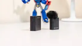 In recent times, an increasing number of creators have turned to wireless microphones, and for good reason. They are simple to use, deliver high-quality audio