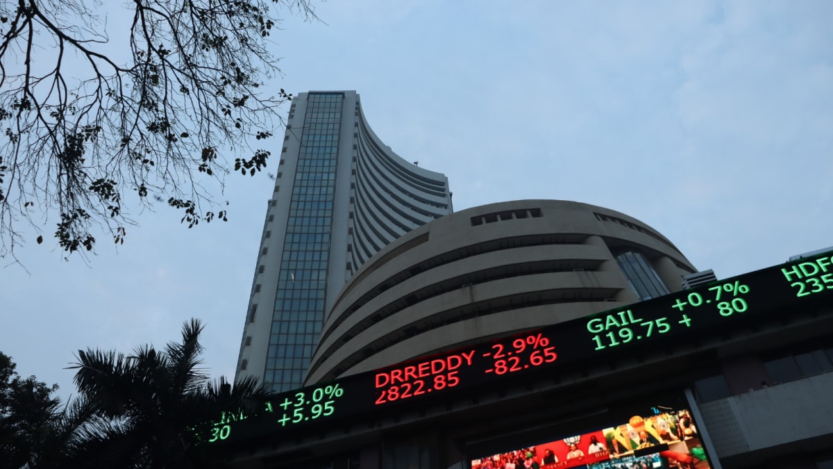 Sensex, Nifty Recover Early Losses