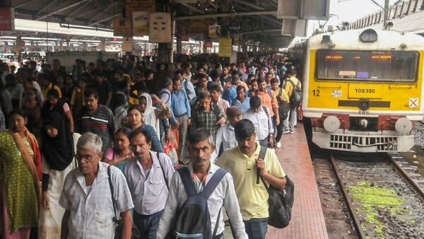 Several news reports have suggested that Indian Railways is planning to roll out a pilot project at key railway stations across India to regulate baggage policy and boost station revenue. The move, according to the reports, is aimed to regulate baggage policy across railway stations, mirroring the one already in place at airports.