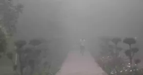 The air quality in Delhi remained in the “very poor” category on Saturday afternoon despite restrictions in place to curb pollution. At 12.05 pm