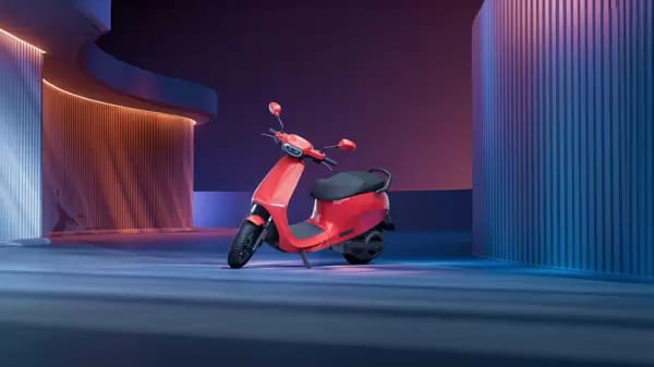 Shares of Ola Electric Mobility surged 8.5% on Monday after founder and chairman Bhavish Aggarwal unveiled an aggressive strategy to recapture market share and improve profitability in India's competitive electric two-wheeler market. The stock hit an intraday high of ₹44.73, though it remains nearly 72% below its 52-week peak of ₹157.53 touched in August 2024. In contrast, the scrip has shed 69% over the past year and is down 48% in 2025 year-to-date, underscoring investor caution despite the latest rebound.