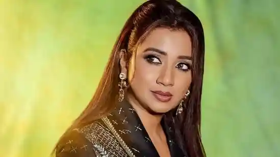 Shreya Ghoshal criticises singers for lip-syncing at concerts