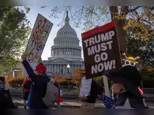 Recent elections have strengthened Democrats' resolve in the ongoing government shutdown. President Trump is pressuring Republicans to end the closure