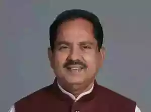 Shyam Bihari Lal, the revered MLA from Faridpur in Bareilly, tragically passed away on Friday following a sudden cardiac arrest during a meeting focused on