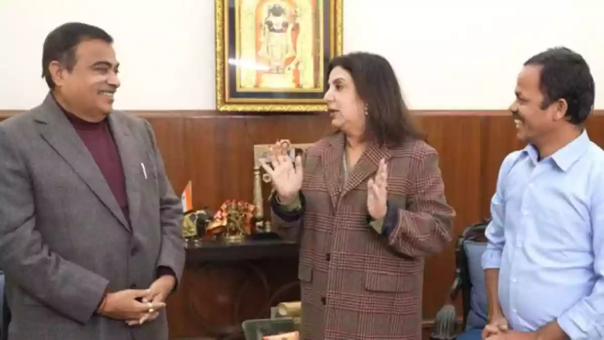 Farah Khan's latest vlog began like any other fun, casual episode. There was laughter, easy banter, and a friendly meeting. But the moment that really stood