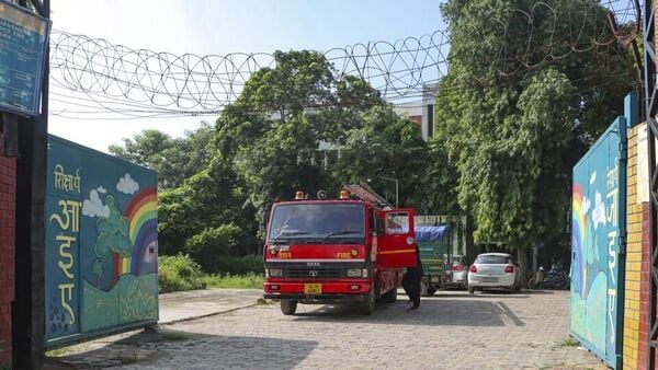 Six schools in Delhi, including Andhra Education Society Sr Sec School of Prasad Nagar, BGS International Public School of Dwarka Sector 5, Rao Man Singh Sr Sec School of Chhawla, Maxfort School of Dwarka Sector 1 and Indraprastha International School of Dwarka Sector 10, received bomb threats on 21 August. Delhi Police and the Fire Department rushed to the spots after being alerted.