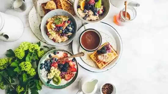 Skipping breakfast makes you less smart