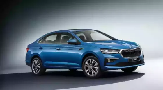 <strong>Skoda Slavia Facelift:</strong> The upcoming Skoda Slavia facelift was spied testing in Pune recently. The Skoda Slavia was introduced in