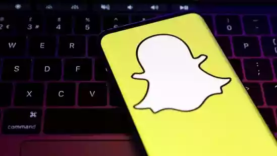 Snapchat Memories puts caps on free storage of photos and videos after a decade of offering unlimited access to manage and back up their content. The company has now announced new Memory Storage plans, which will be rolled out globally. Therefore, to keep your memories saved within the app, Snapchat users will have to pay the extra storage price, similar to how we pay for Google Cloud or iCloud. However, you can still save content for free within a 5GB limit. Here's everything you need to know about Snapchat's new pricing plans for the Memories tab.