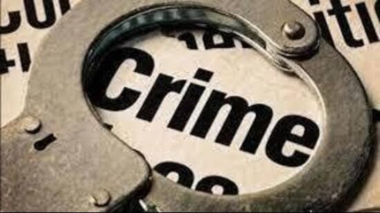 Snatchers in the city have now shifted their targets to ‘rehri pullers', with at least two incidents of alleged snatching, and two to three attempted snatchings have been reported this month. Victims told HT on Thursday that the assailants, typically bike-borne young men, stop them in isolated areas and ask, “Do you have ganja with you?” before searching the victims and taking cash at knifepoint. The victims, who transport goods to various locations in the city and even to Chandigarh, and operate from a stand in Rally village in Sector 12-A are the most affected.