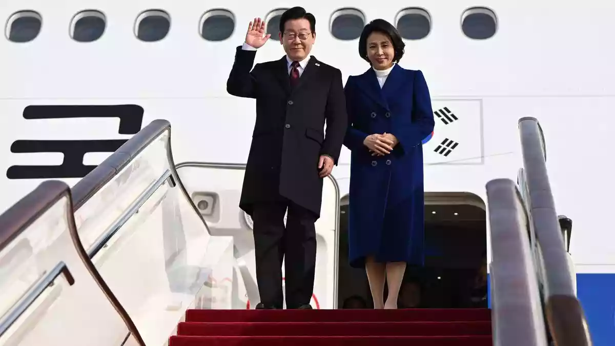 South Korea's Lee meets Xi with trade