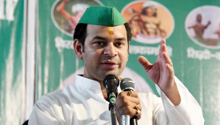 Speaking to the media at Maurya Hotel in Patna, Tej Pratap said his alliance includes Vikas Vanchit Insaan Party (VVIP), Bhojpuriya Jan Morcha (BJM), Pragatisheel Janta Party (PJP), Wajib Adhikar Party (WAP), and Samyukta Kisan Vikas Party. In a significant political move ahead of the 2025 Bihar Assembly elections, Tej Pratap Yadav, elder son of RJD supremo Lalu Prasad Yadav, announced the formation of a new alliance with five regional parties under the theme of social justice and total transformation.