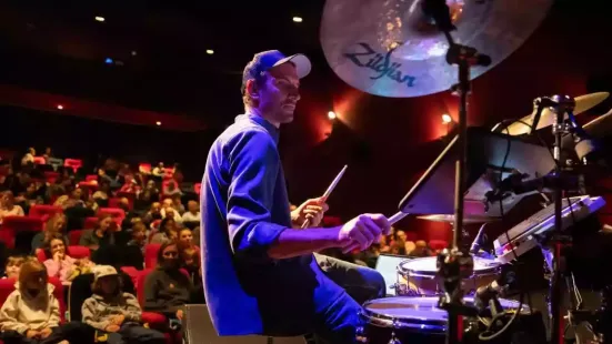 What happens when a centuries-old French silent film meets a futuristic soundtrack? The Édouard Michelin Auditorium at Alliance Française de Madras