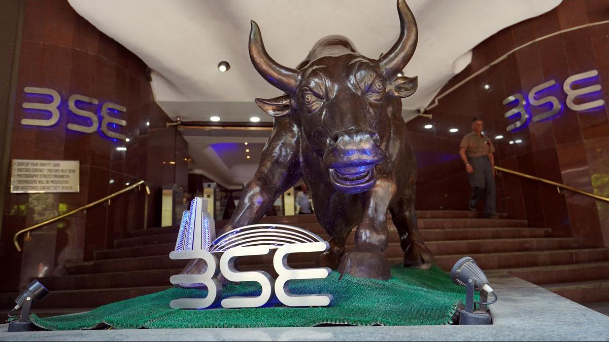 Stock market benchmark indices began the trade on an optimistic note on Thursday (August 21, 2025) amid buying in bluechips Reliance Industries and ICICI Bank. The 30-share BSE Sensex climbed 373.33 points to 82,231.17 in early trade. The 50-share NSE Nifty went up by 94.3 points to 25,144.85.