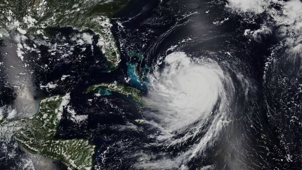 <strong>Hurricane Erin Update: </strong>People living on the Hatteras and Ocracoke islands of North Carolina have been asked to evacuate their homes by officials as Hurricane Erin has re-intensified into a Category 2 storm. While Hurricane Erin is predicted to stay hundreds of kilometres offshore, the waves it is sending on the islands are at least 20 feet high that are crashing on the vulnerable sand dunes on the islands.