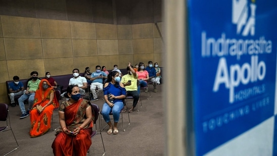 Suneeta Reddy, promoter and managing director in Apollo Hospitals Ltd., has offloaded a 1.3% stake in the hospital chain via a block deal. About 1.9 million shares were sold at a floor price of ₹7,850 apiece, valuing the sale at ₹1,489 crore, according to an exchange filing on Friday. The price is a near 1% discount to Thursday's close.