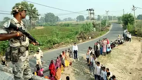 Supporters of rival parties clash near in Bihar's Nawada