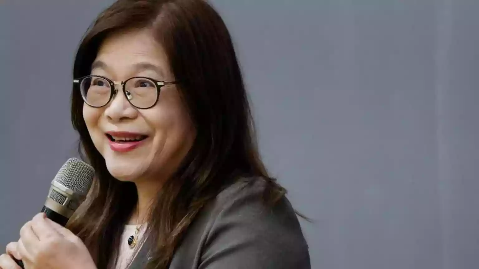 Taiwan minister makes rare visit to disputed South China Sea island